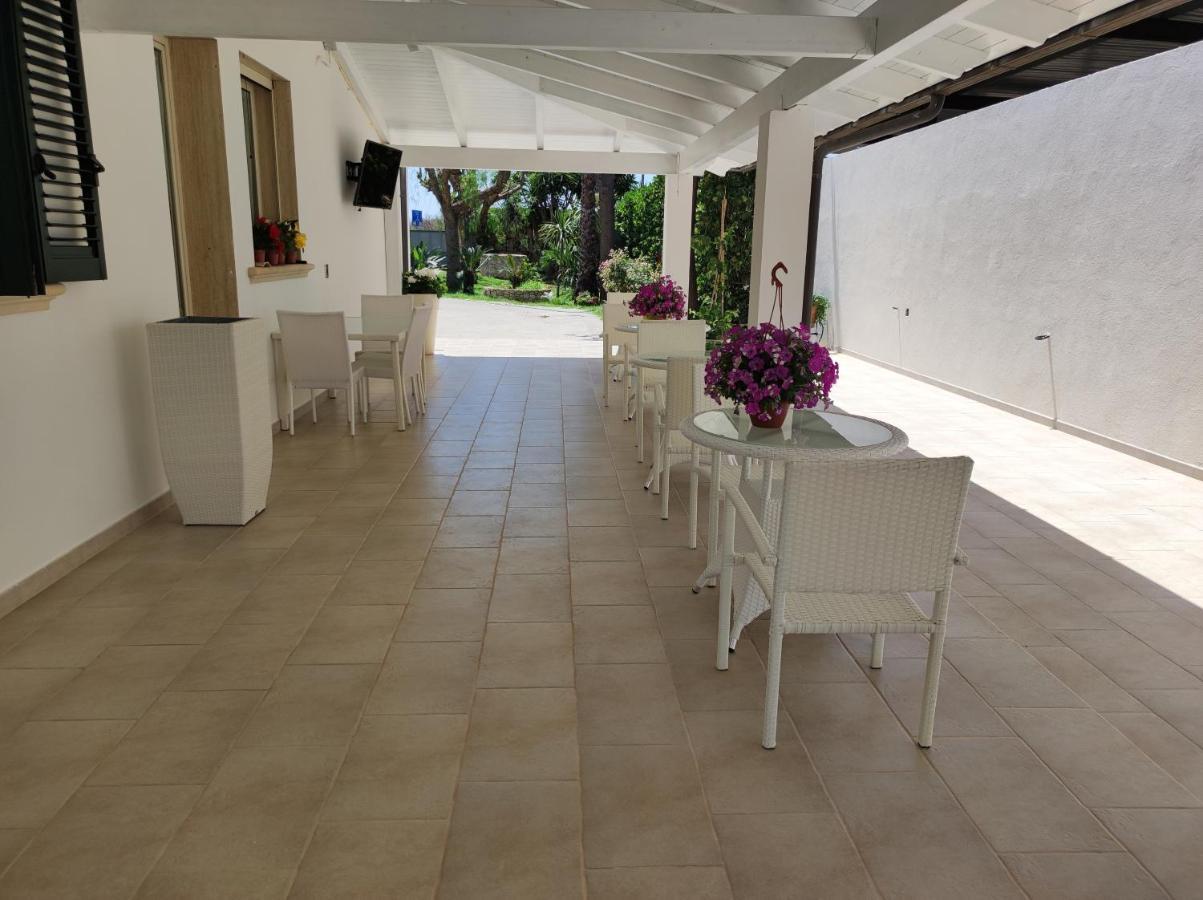 B&B Villa Fanizza Porto Cesareo Kültér fotó