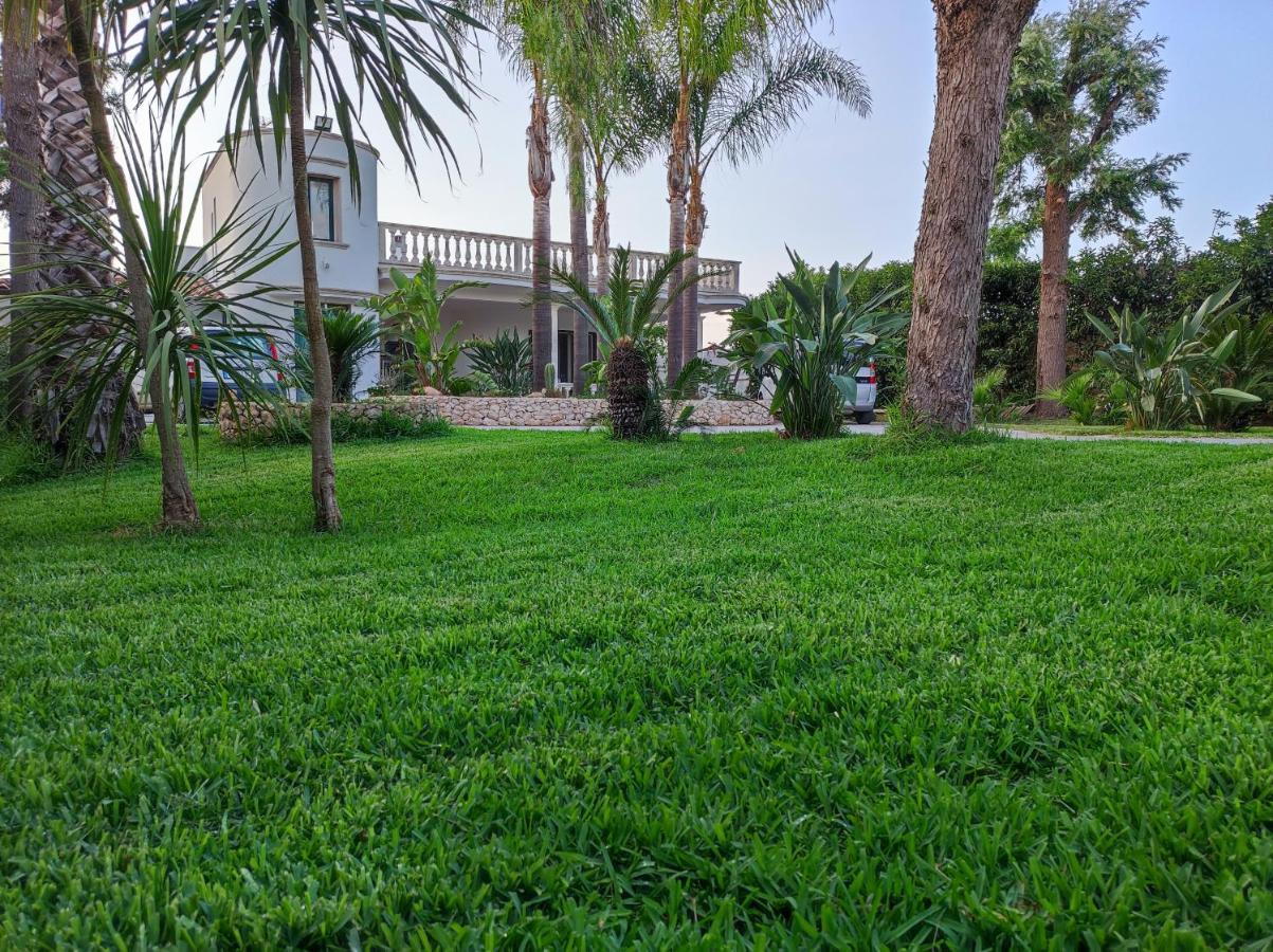 B&B Villa Fanizza Porto Cesareo Kültér fotó