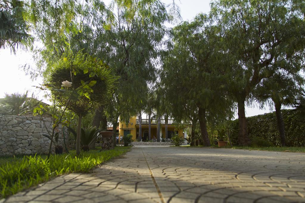 B&B Villa Fanizza Porto Cesareo Kültér fotó