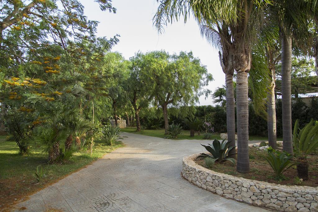 B&B Villa Fanizza Porto Cesareo Kültér fotó